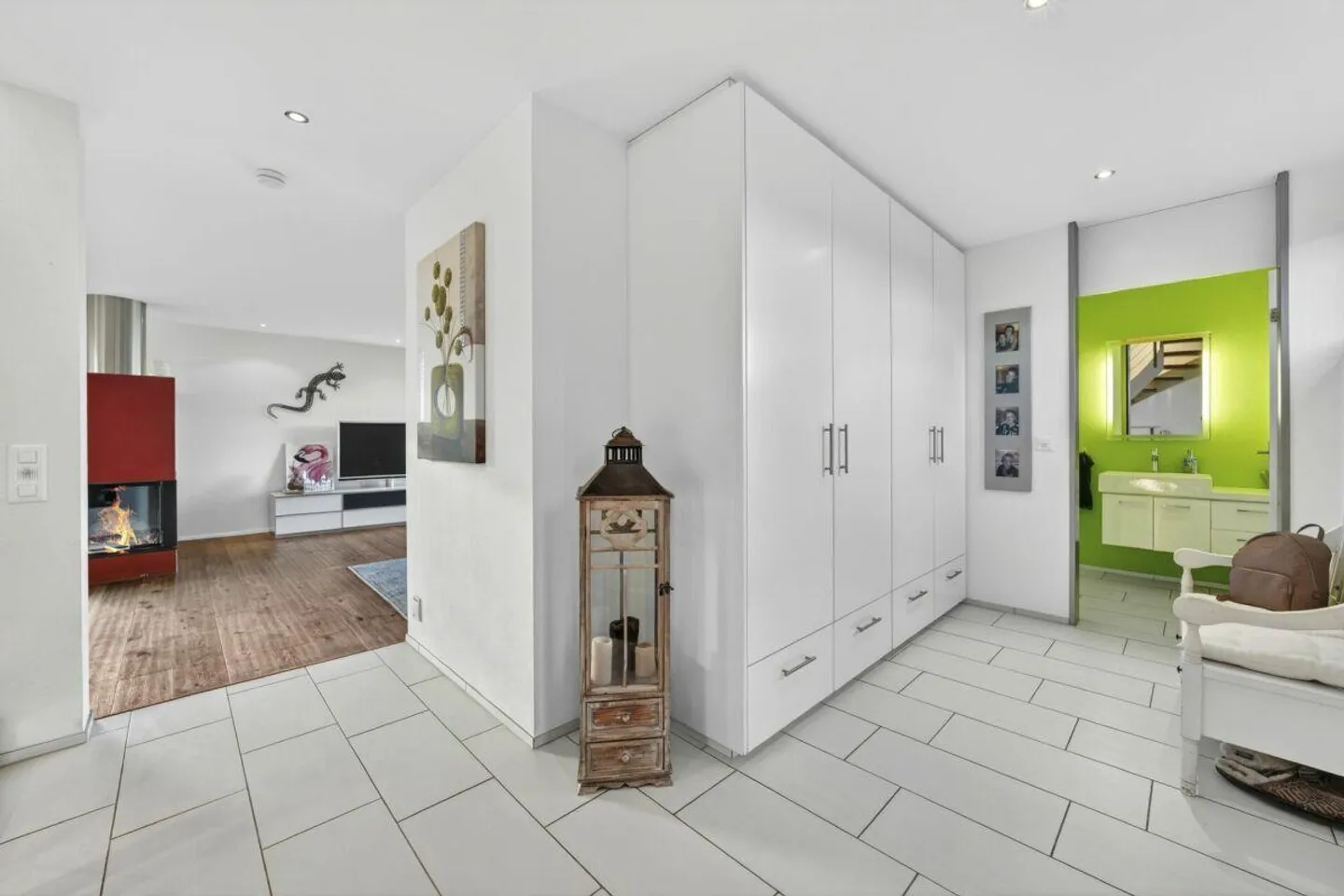 Arrive, breathe, feel at home - Living with comfort, view un... - Photo 26 of 30