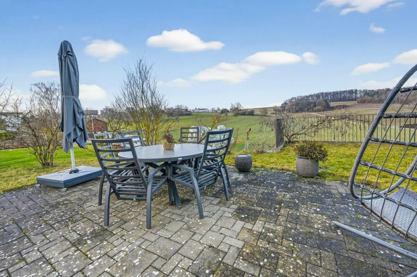 Arrive, breathe, feel at home - Living with comfort, view un... - Photo 27 of 30