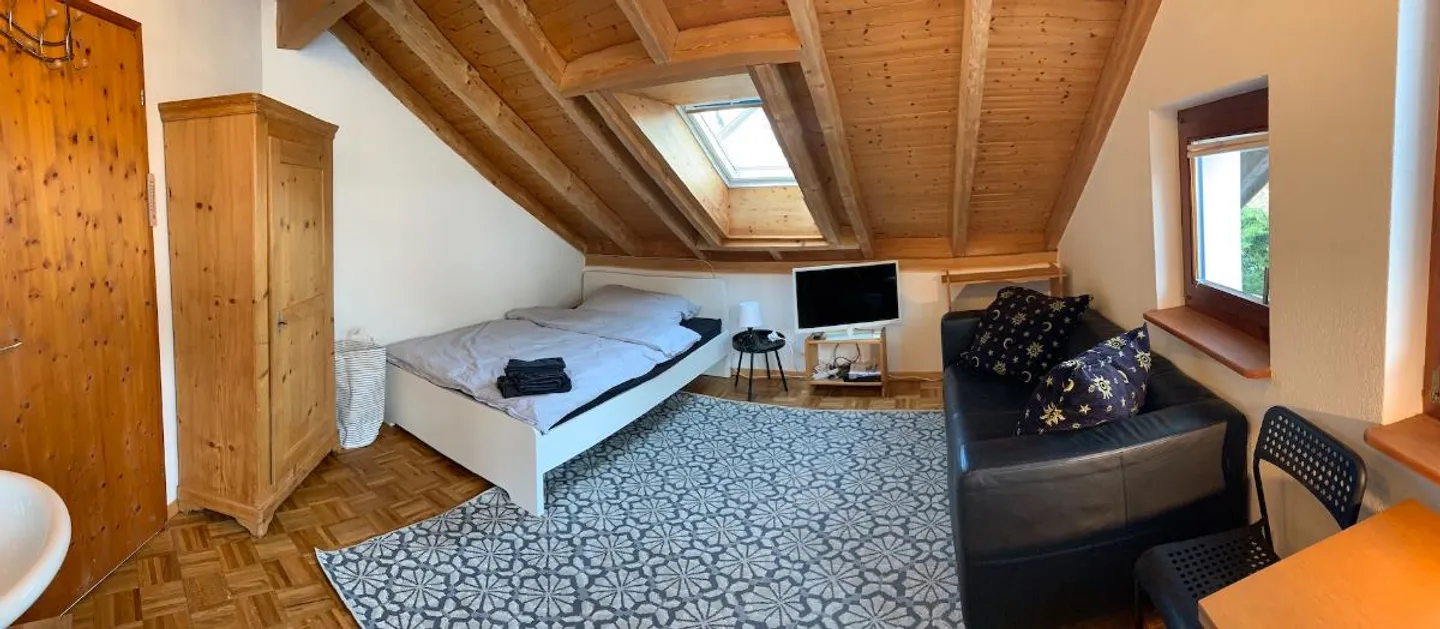 1 Stanza Appartamento Arredato - Foto 1 di 5