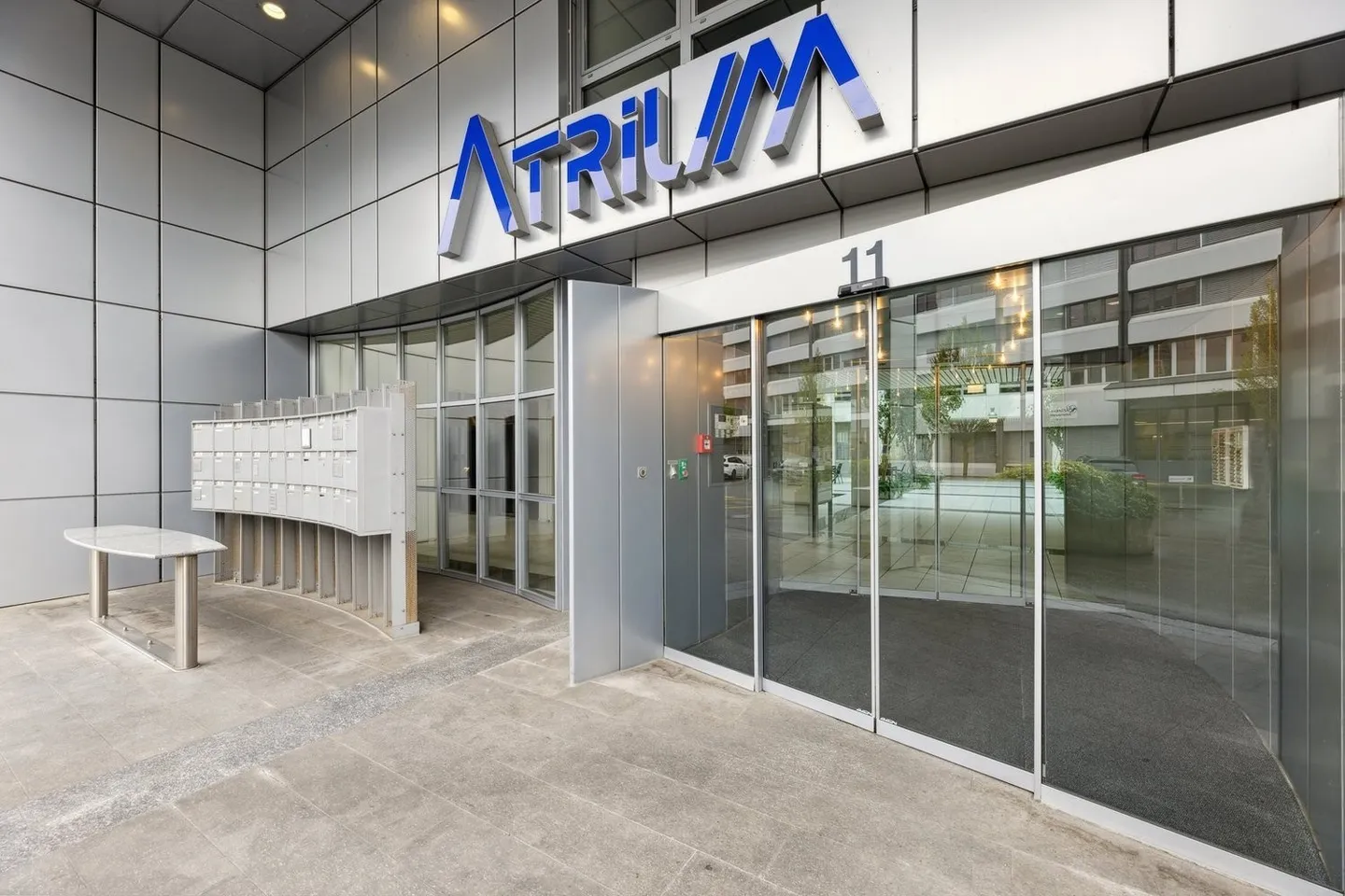 Office space in Atrium Cham - Photo 4 of 7