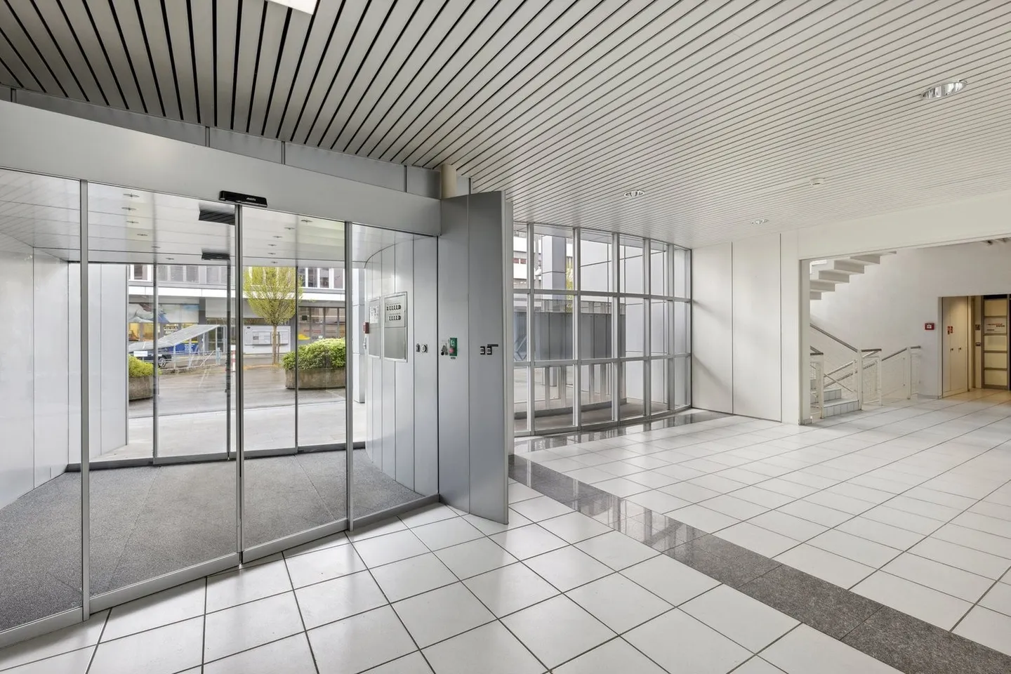 Office space in Atrium Cham - Photo 5 of 7