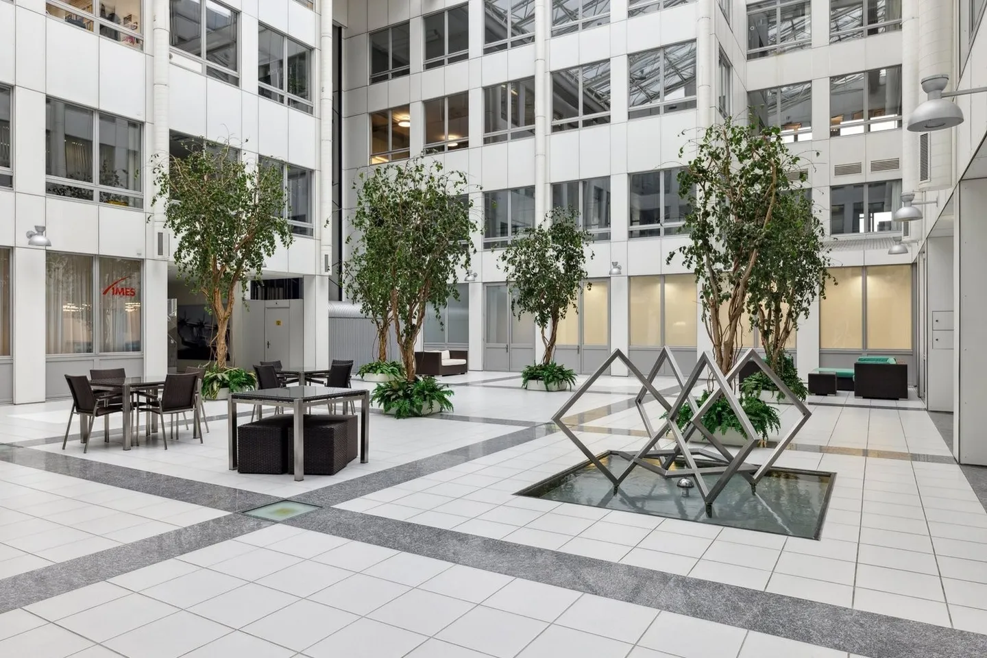 Office space in Atrium Cham - Photo 6 of 7