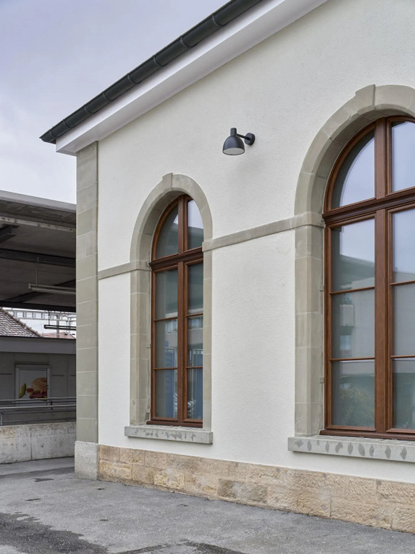 Spazio commerciale nella stazione di Murten recentemente ristrutturata - Foto 5 di 5