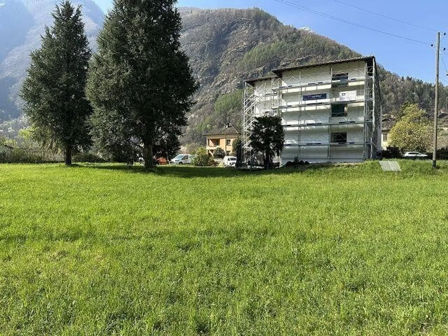 Building land of 2711 m2 in the construction zone R3 / building land of 2711... - Photo 2 of 11