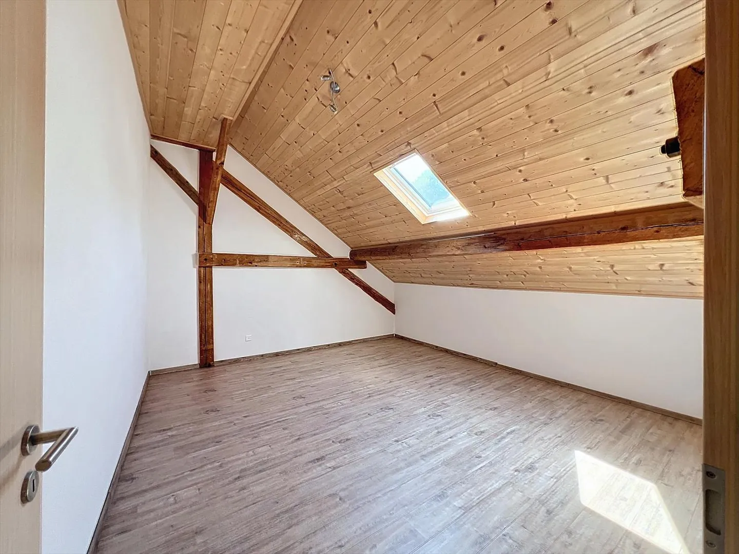 Special for Investors | 2.5 Rooms | Romont - Photo 2 of 7