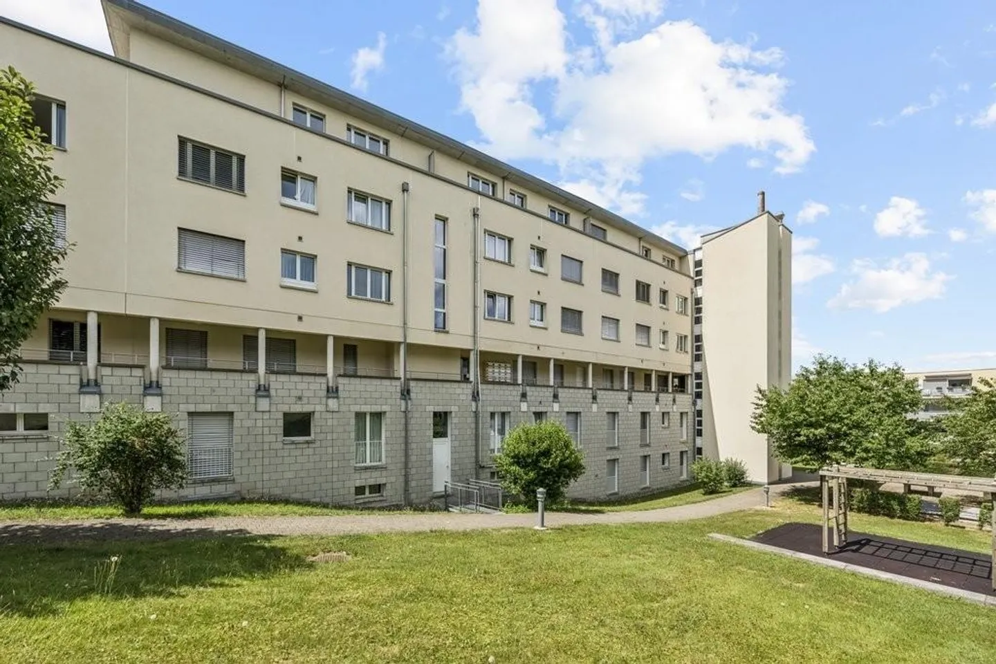 Appartamento ben tenuto di 4,5 locali a Wittenbach - Foto 1 di 11