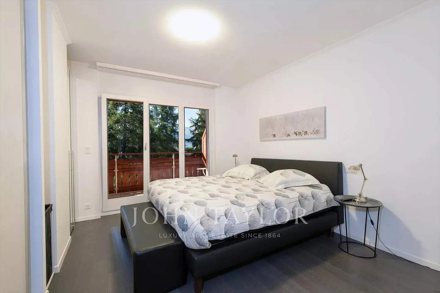 Seltenes und prächtiges Dachgeschoß-Duplex in der Innenstadt von Crans-Montana - Foto 6 von 11