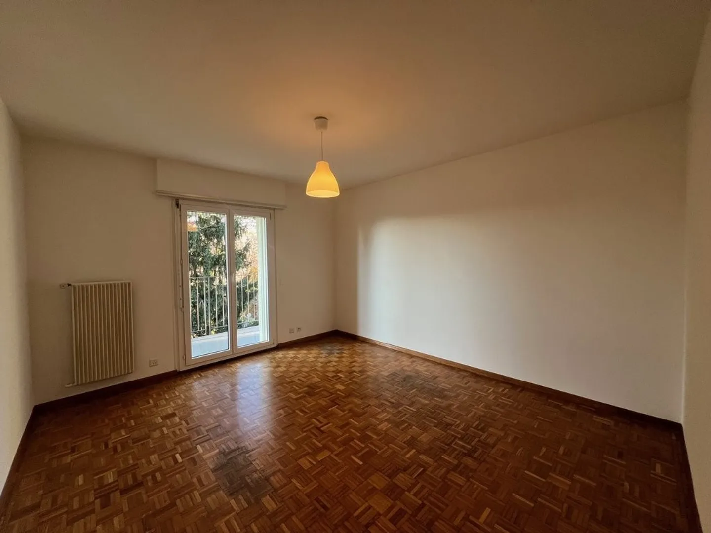 Quartier tranquille dans les hauts de Vevey - Photo 2 sur 7