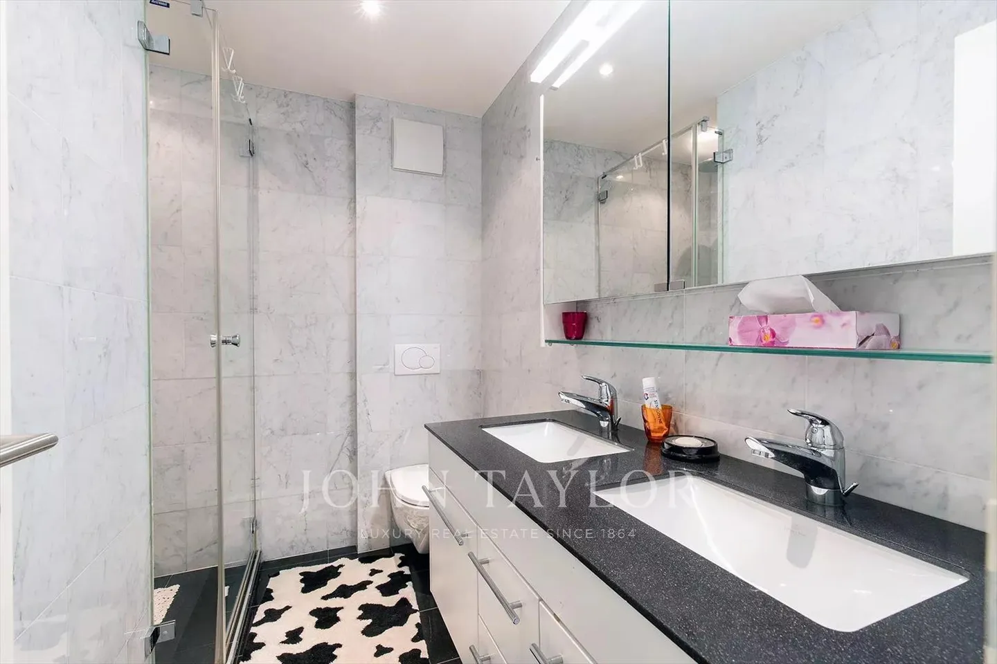 Seltenes und prächtiges Dachgeschoß-Duplex in der Innenstadt von Crans-Montana - Foto 9 von 11