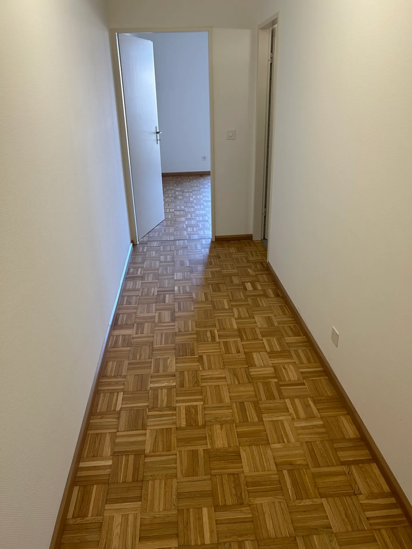 Renovierte Wohnung mit Balkon - Foto 3 von 10