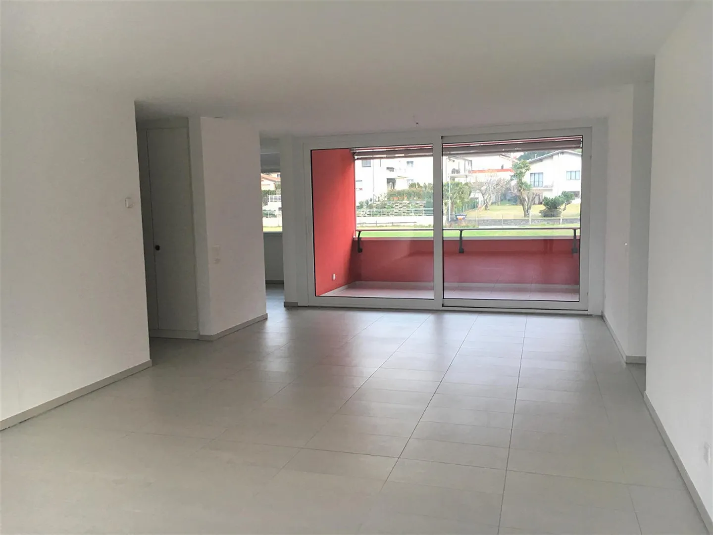 2.5 Room Apartment - Photo 1 of 6