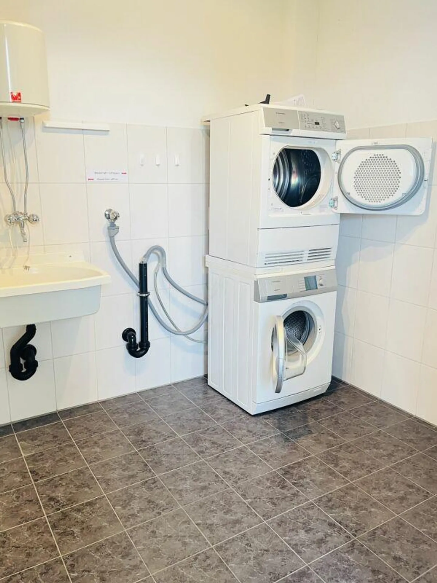 Modern 4½-room apartment with many extras - Photo 14 of 17