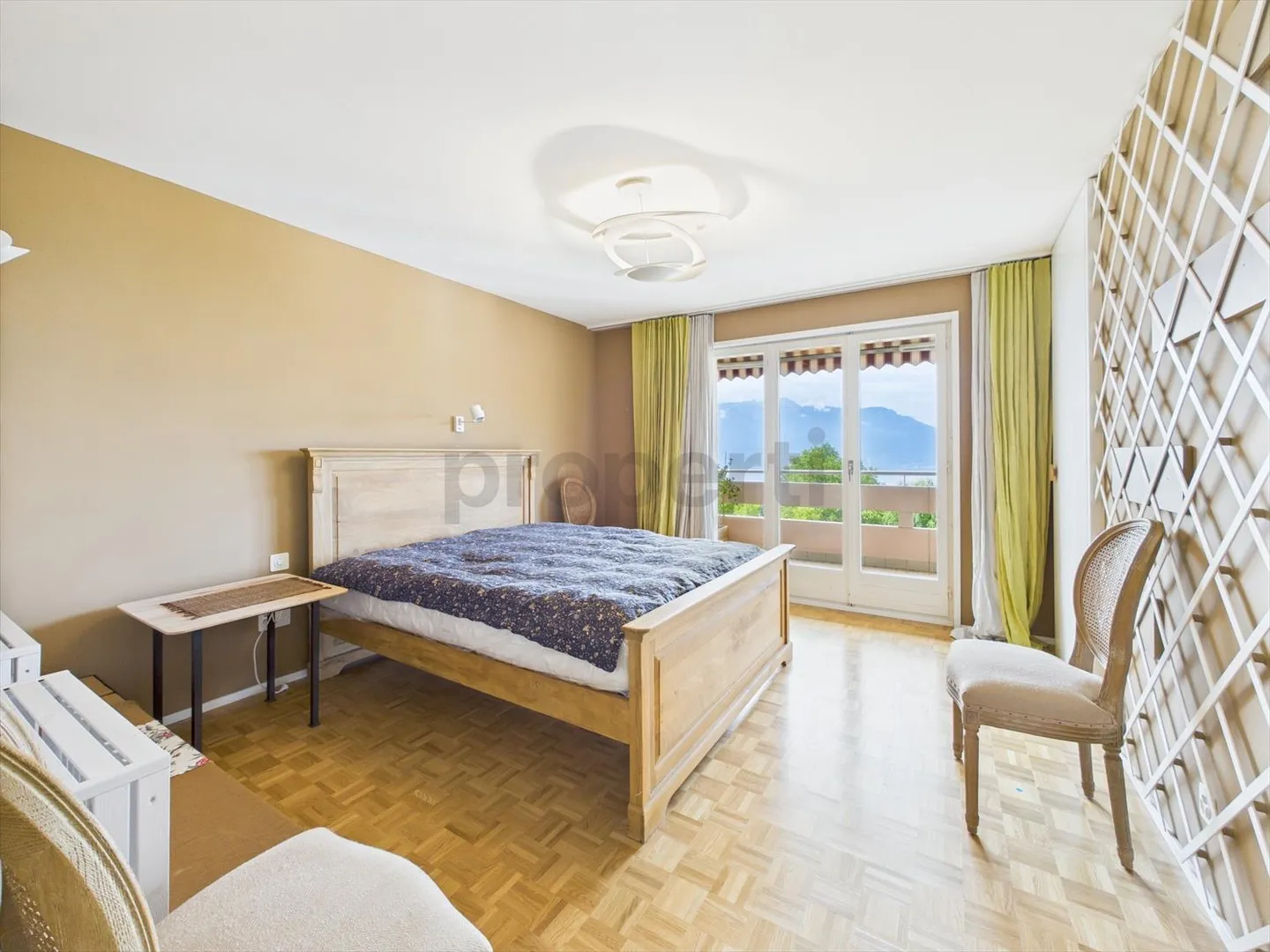 Helles 3,5-Zimmer-Apartment mit atemberaubendem Seeblick in Chexbres - Foto 6 von 13
