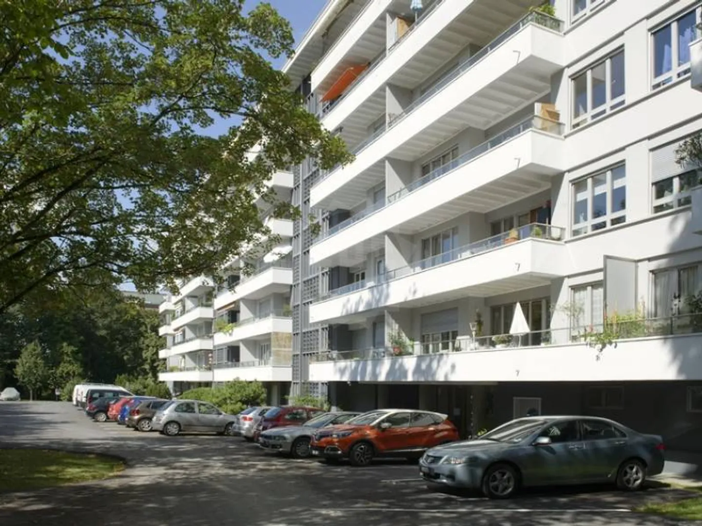Parking Intérieur à Genève - Photo 1 sur 4