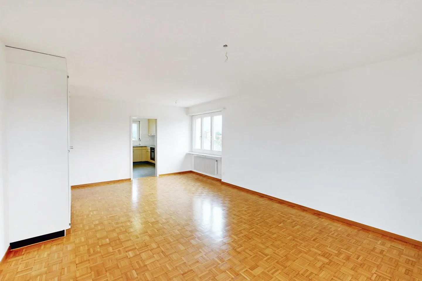 Appartement dans un emplacement central à Niederglatt à louer - Photo 1 sur 4