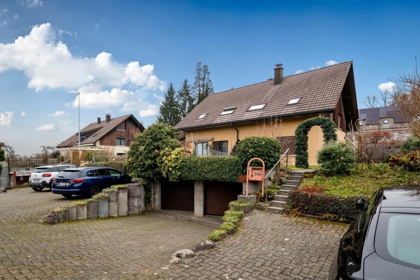 A Home with Many Possibilities - Photo 3 of 12