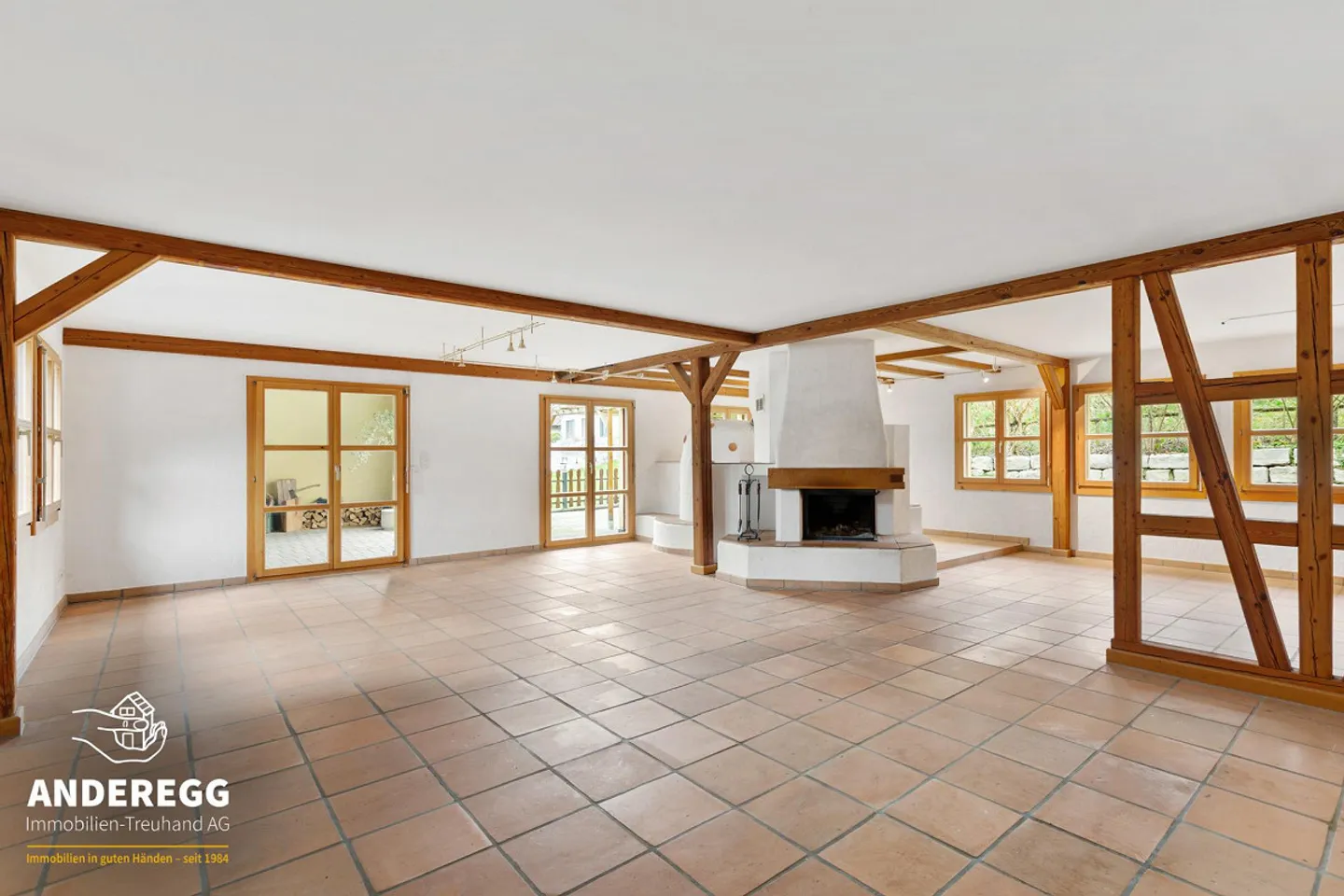3 plots with building land, barn and 2 multi-family houses - Photo 7 of 13