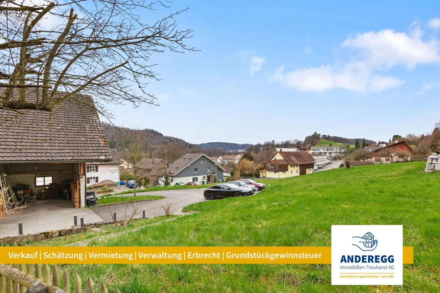 3 plots with building land, barn and 2 multi-family houses - Photo 1 of 13