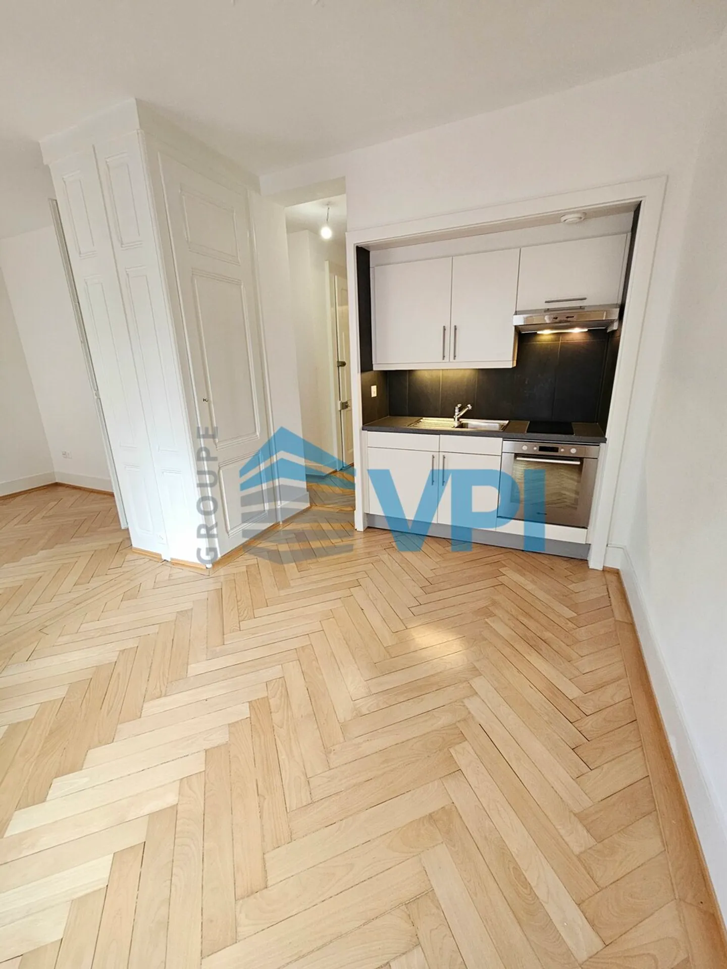 Eaux-Vives - Incantevole appartamento 3 stanze con passaggio - Foto 2 di 12