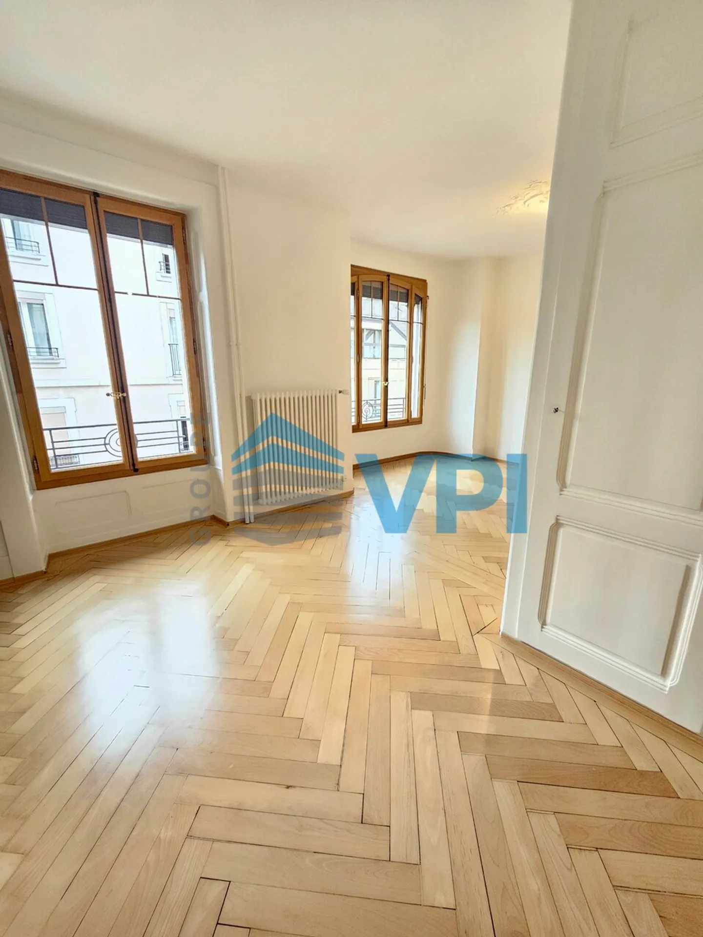 Eaux-Vives - Incantevole appartamento 3 stanze con passaggio - Foto 5 di 12