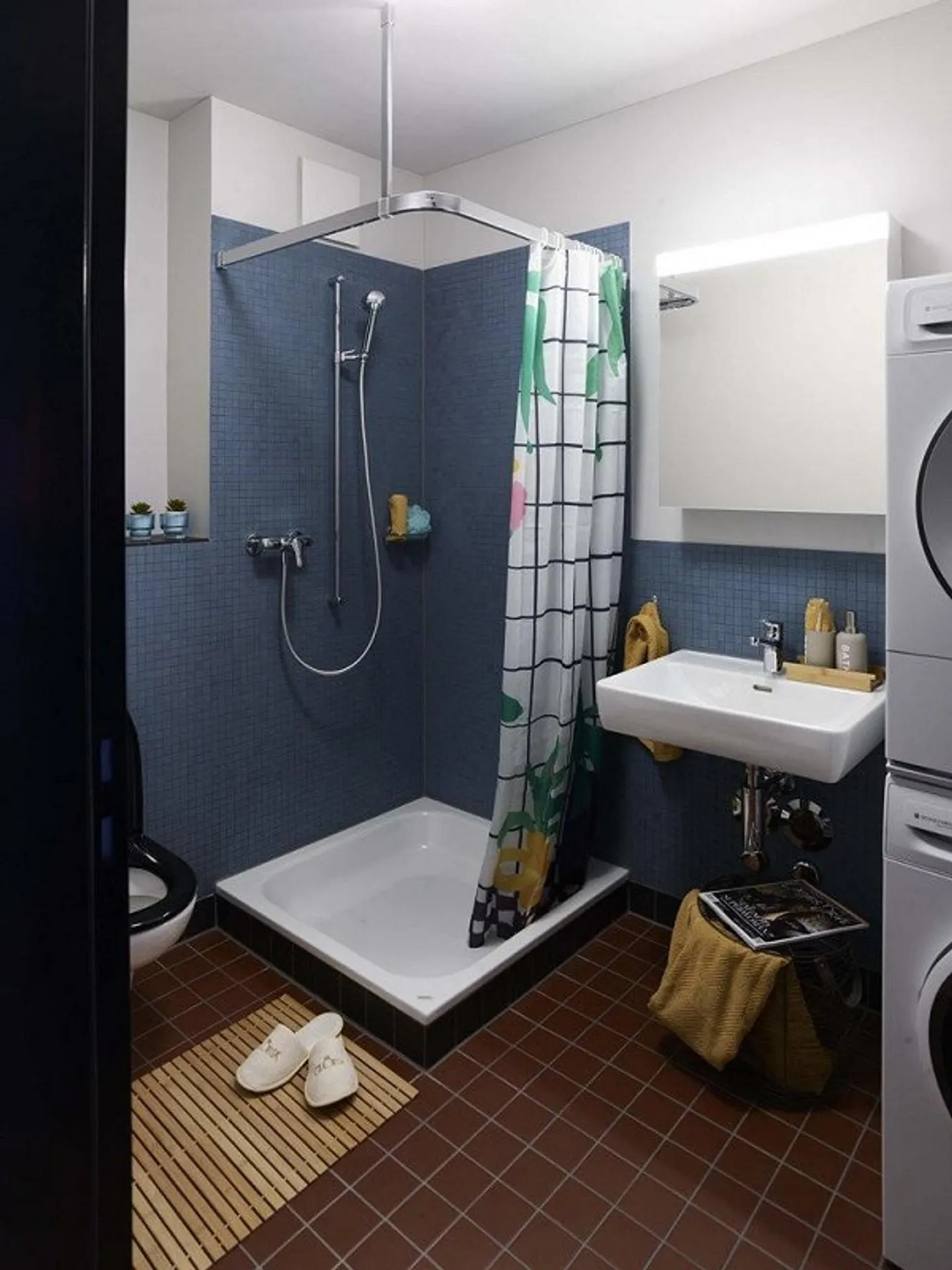 Oasi di benessere: Trasferisciti in un moderno appartamento di 2,5 stanze in una posizione privilegiata - Foto 6 di 7