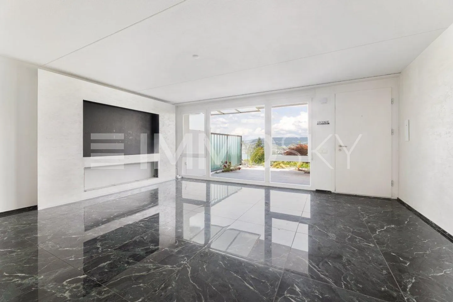 Ihr neues Zuhause mit Panoramasicht von Zürich bis in die Alpen - Photo 4 of 5