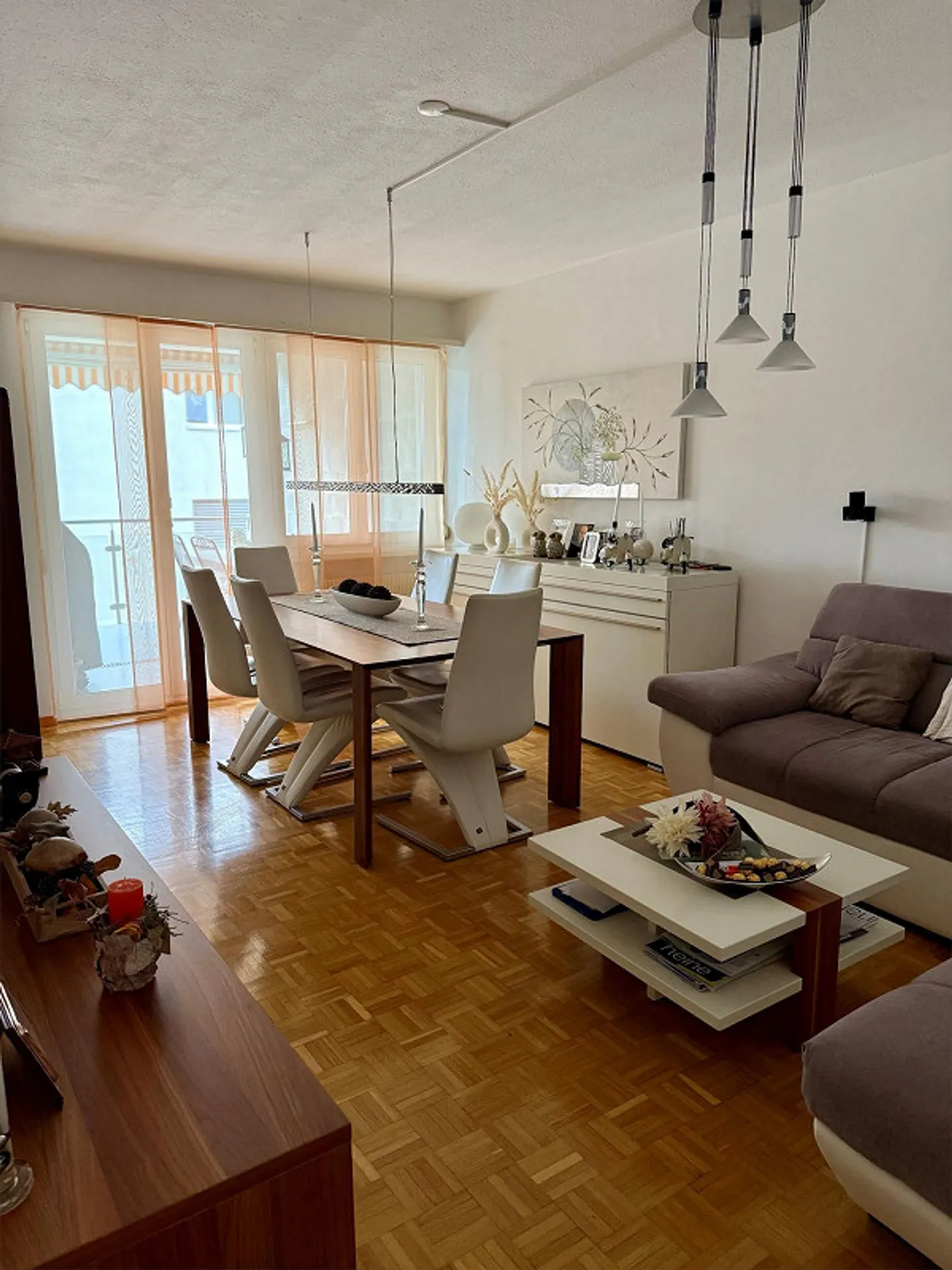 Zentral gelegene 4-Zimmer Wohnung zu vermieten - Foto 1 von 7