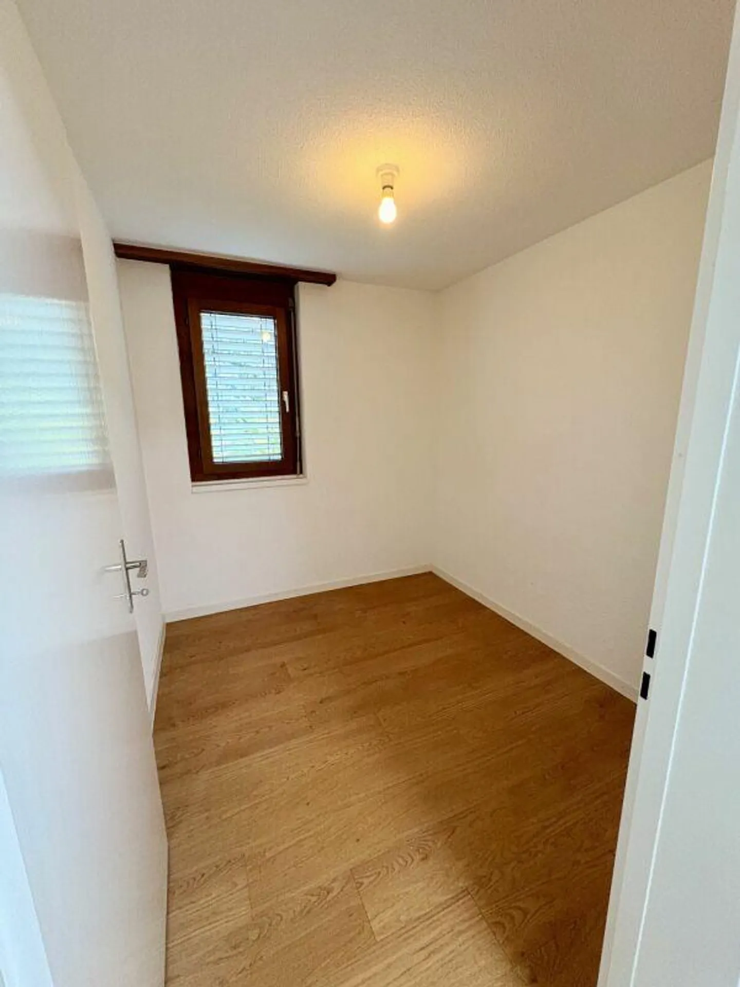 Stunning Maisonette Apartment - Photo 12 of 18