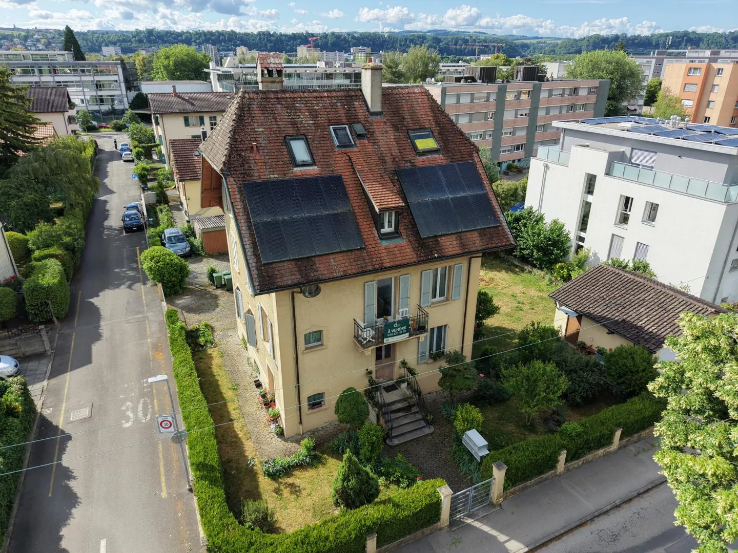 Edificio misto 7 stanze - Foto 1 di 13