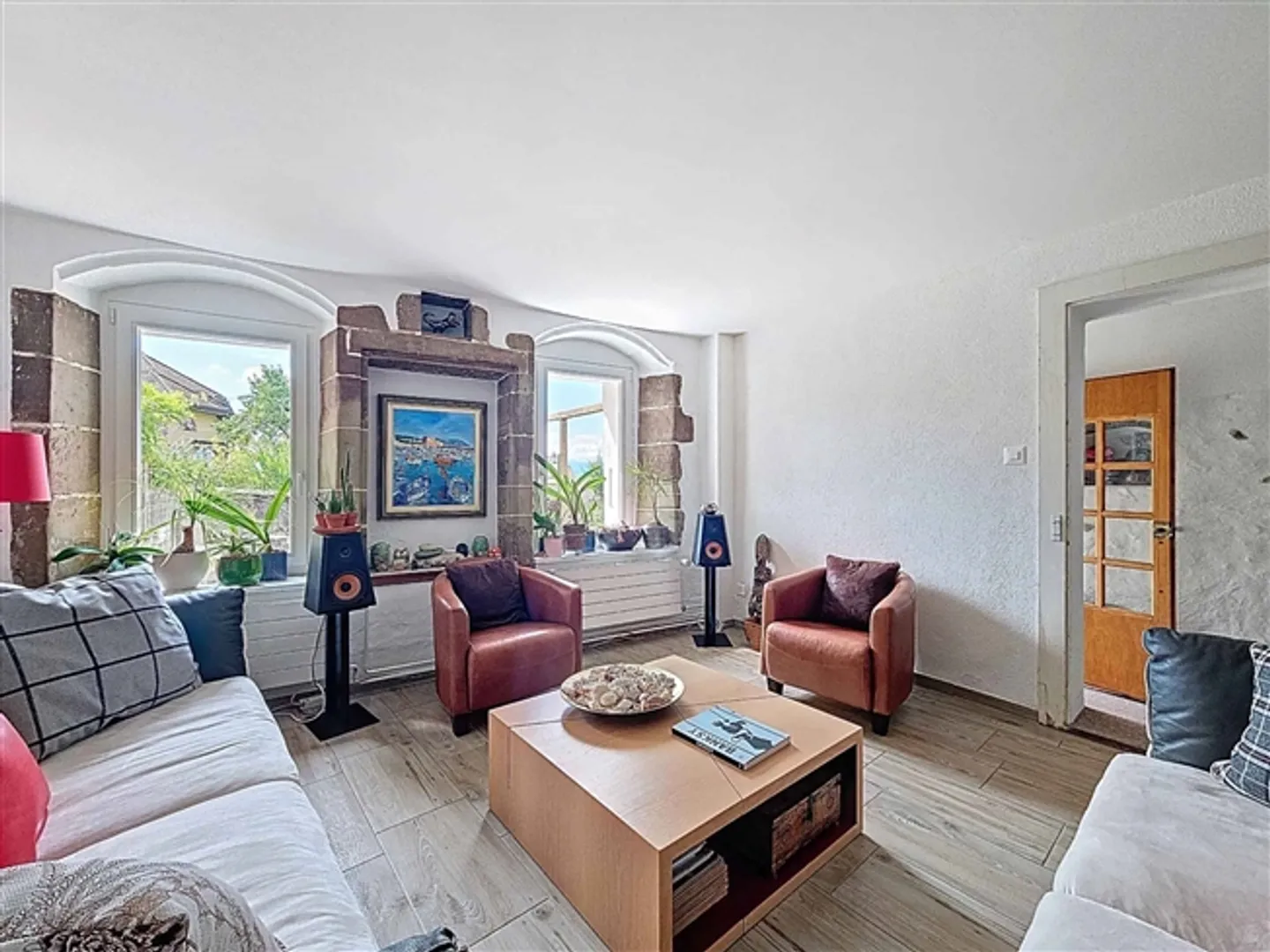 Charmante maison de village d'environ 230 m² - Photo 3 sur 13