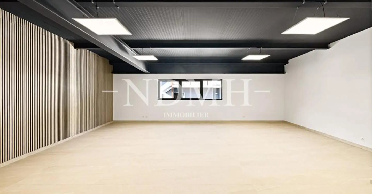 Heller und modularer Arbeitsraum in einem Gewerbegebiet - Foto 1 von 8