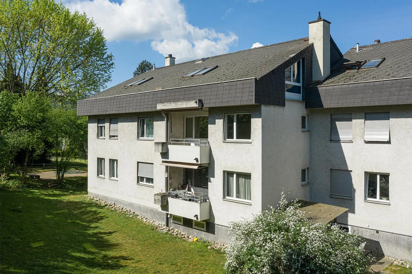 Place de parking à louer - Photo 1 sur 2