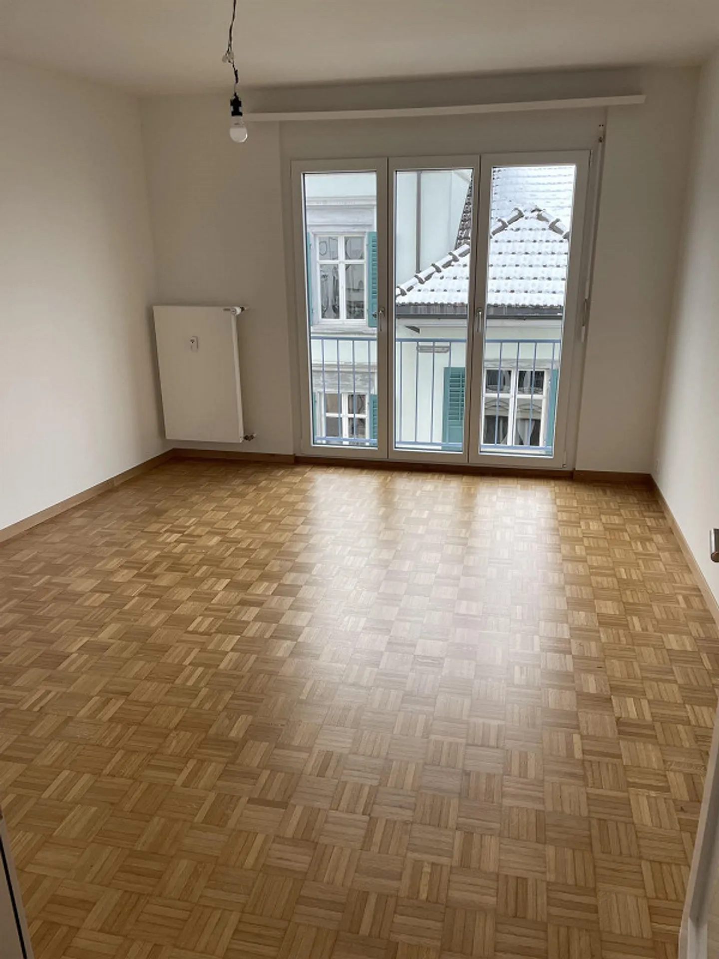 Beautiful, centrally located 2.5-room apartment - Photo 8 of 11