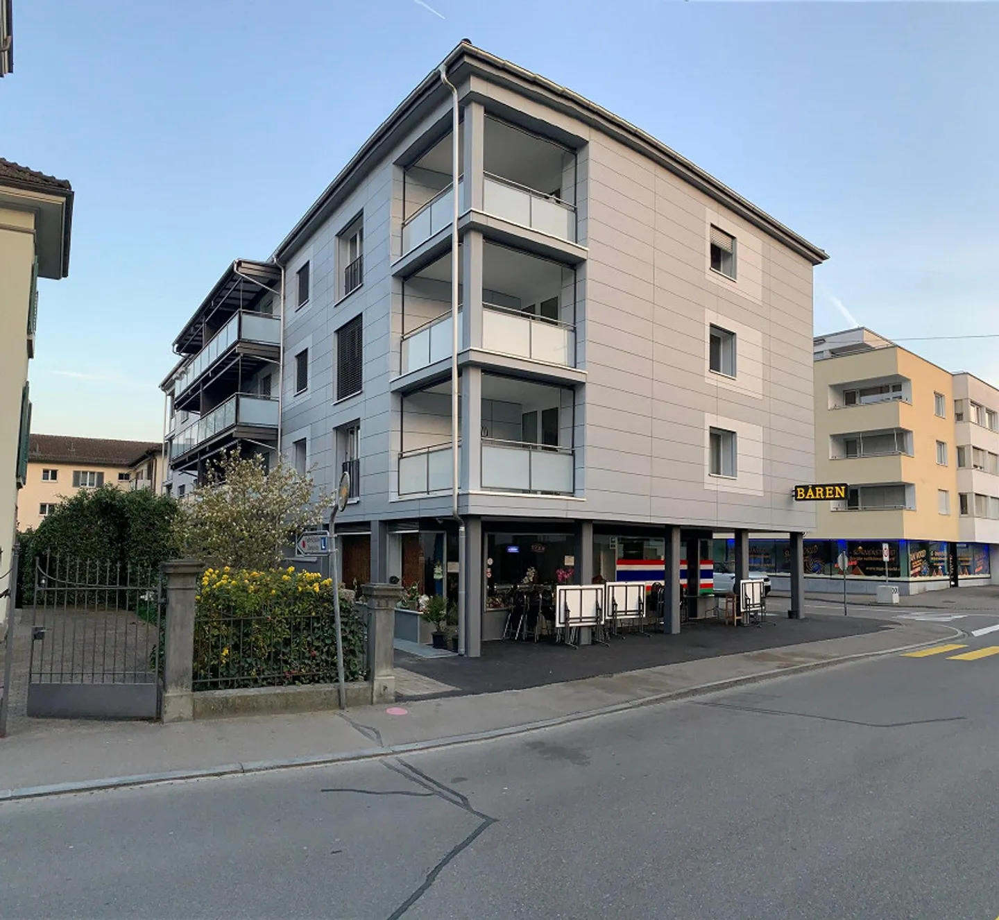 Beautiful, centrally located 2.5-room apartment - Photo 10 of 11