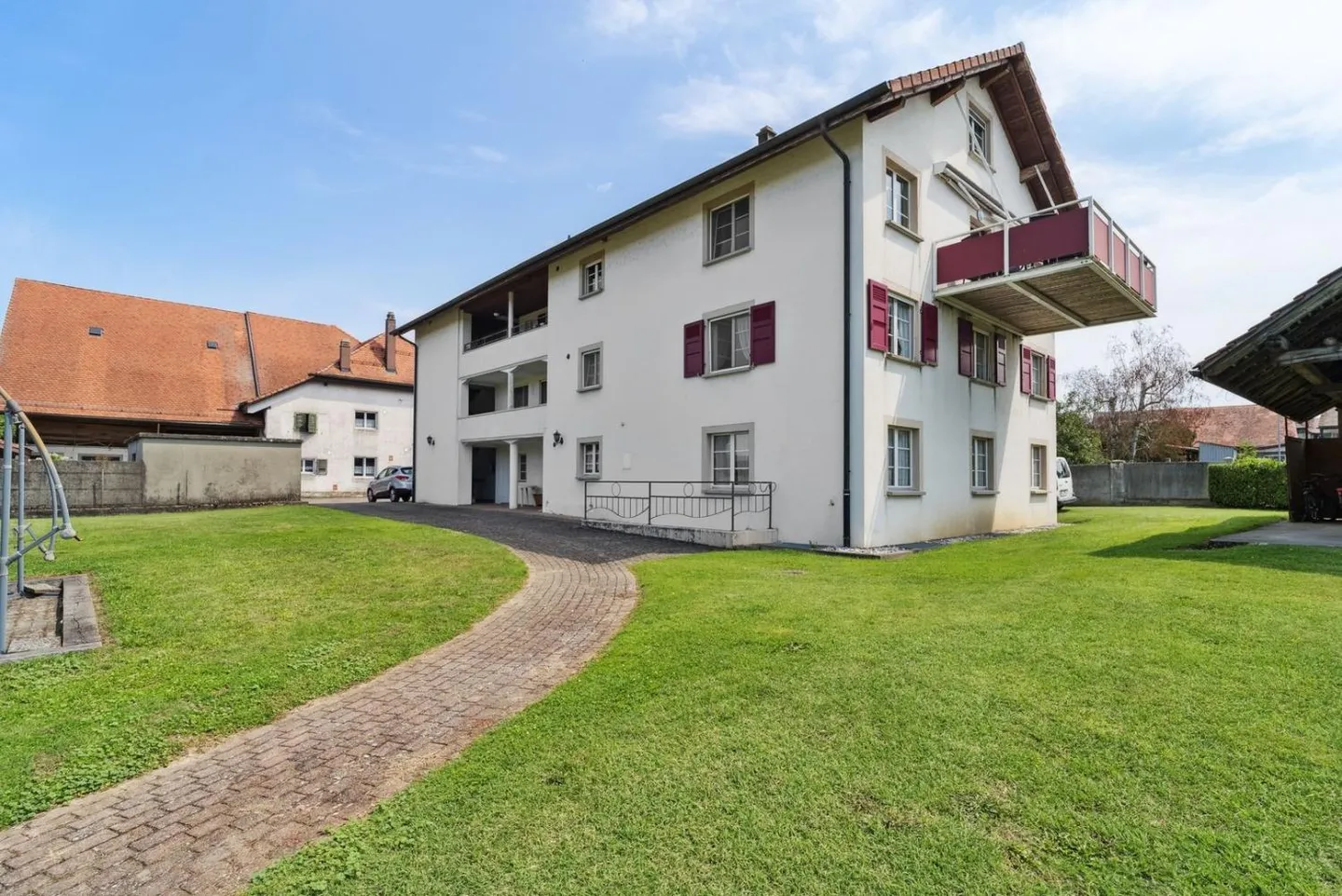 Charming apartment with 5.5 rooms in a beautiful PPE with 3 apartments - Photo 10 of 12