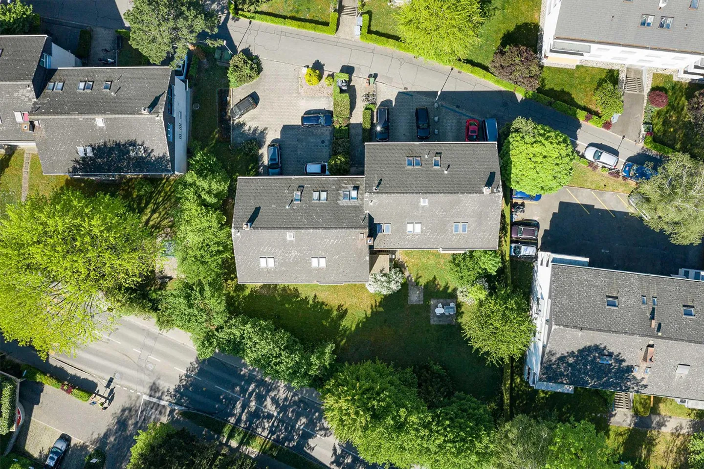 Place de parking à louer - Photo 2 sur 2