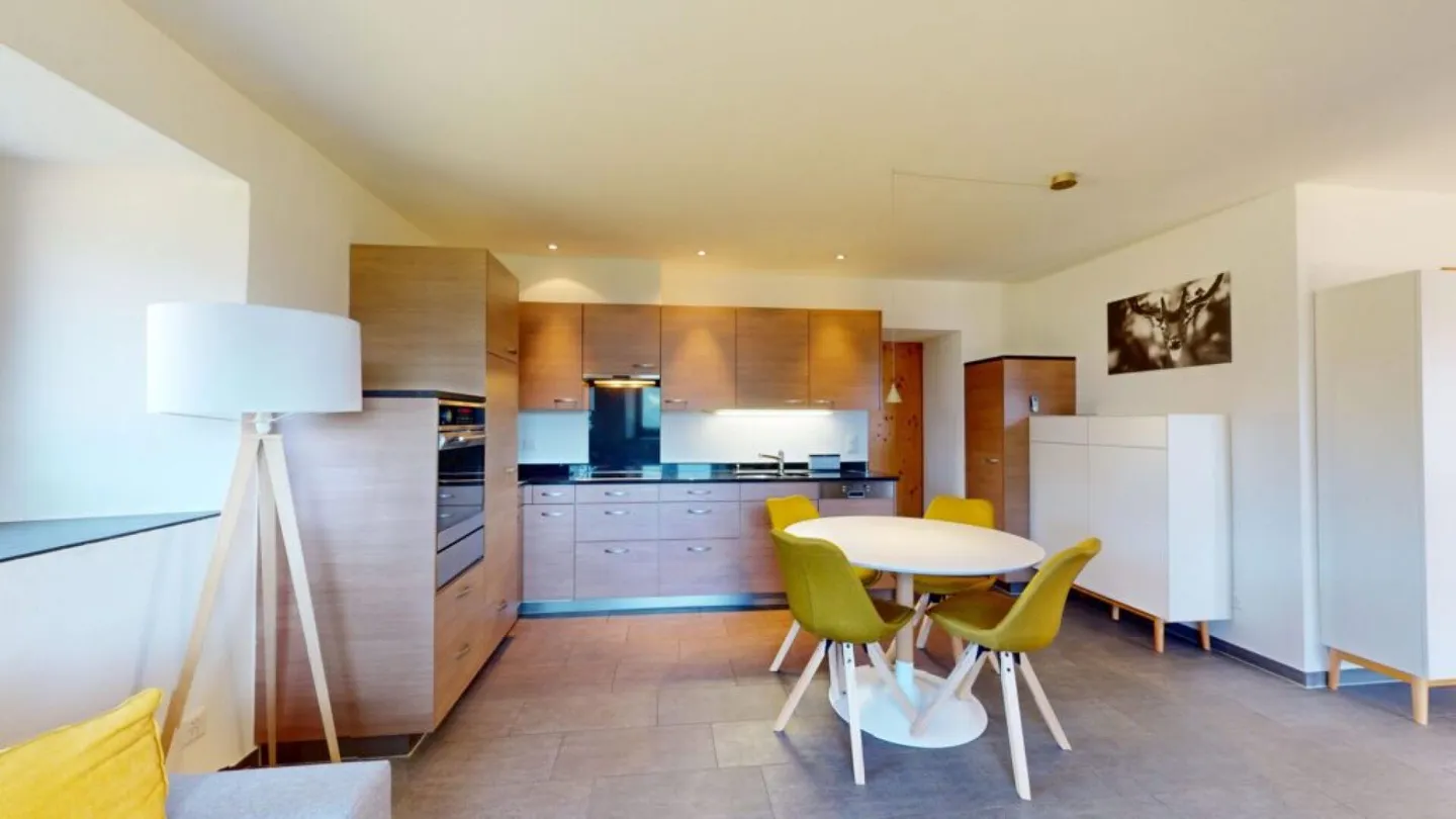 Beautiful 2.5 Room Holiday Apartment - Photo 1 of 14