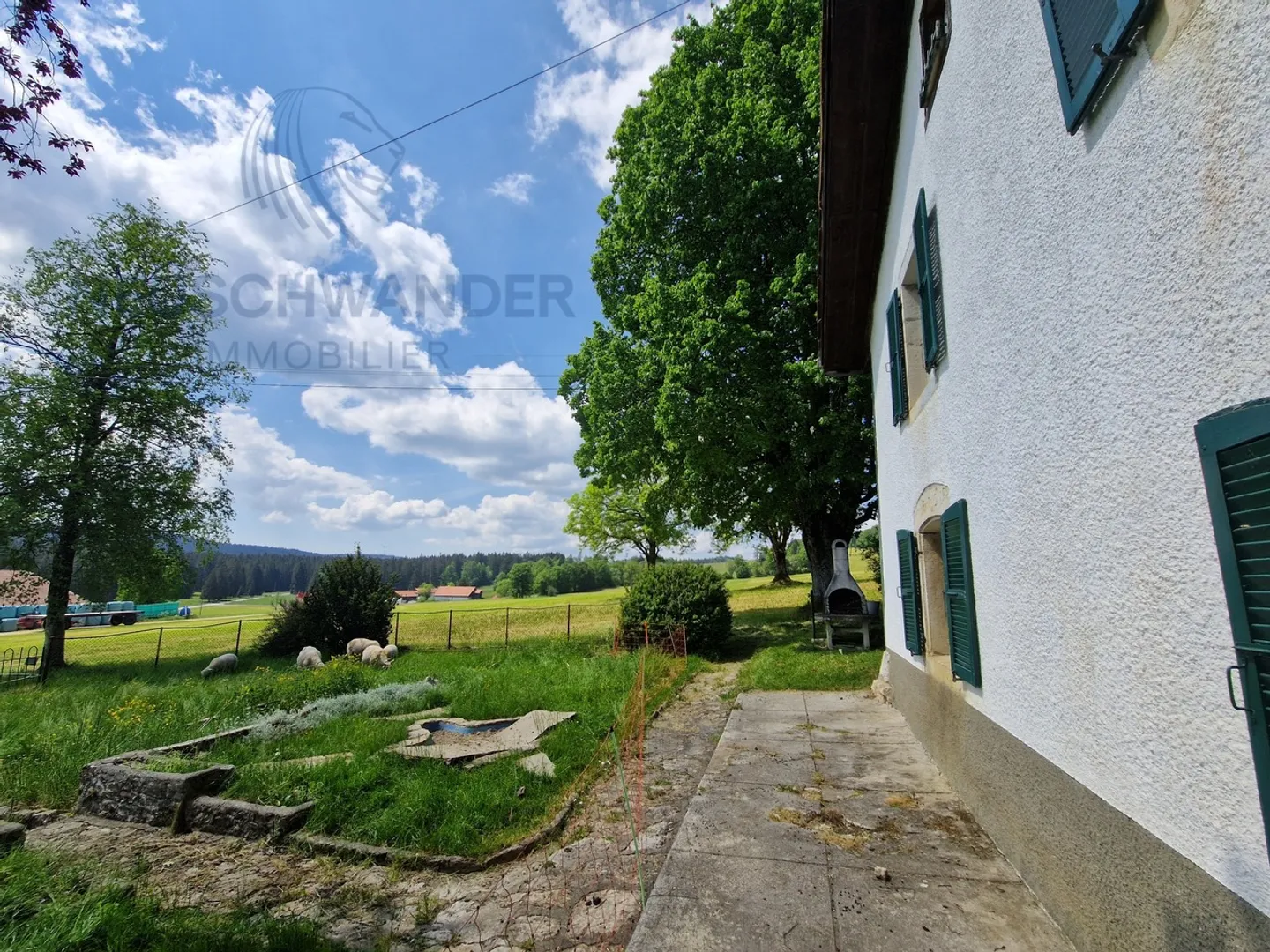 Franches-Montagnes in an idyllic and peaceful setting - Photo 2 of 23