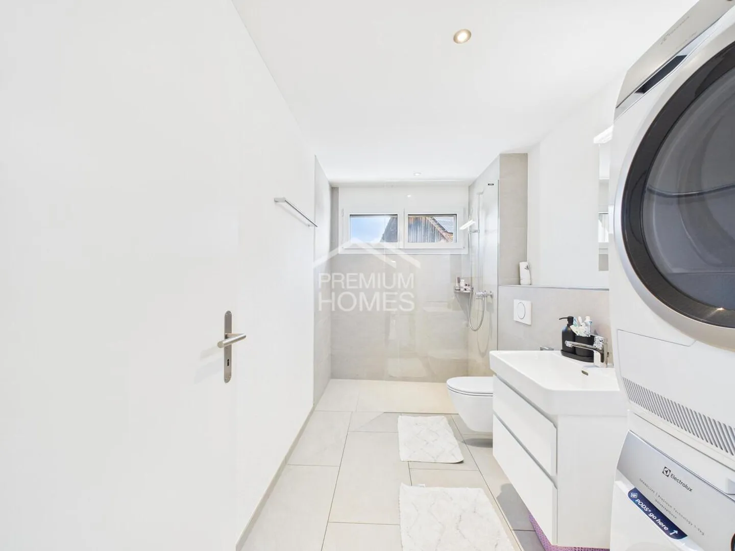 Square, Practical, Good! - Garden Apartment in the Village Center! - Photo 8 of 12