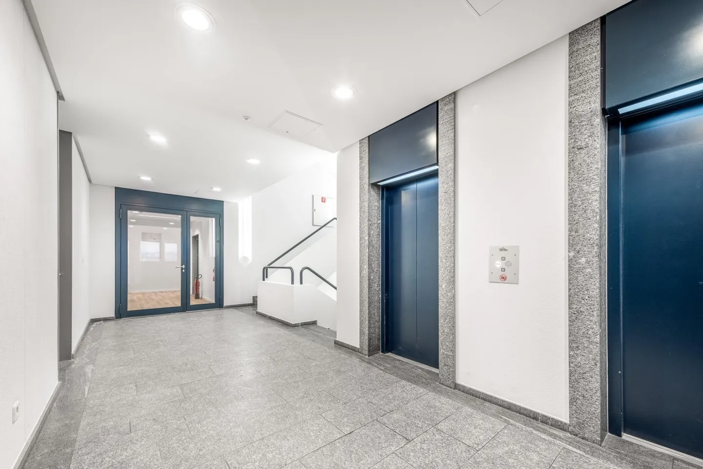 Büro bezugsbereit - Foto 7 von 12