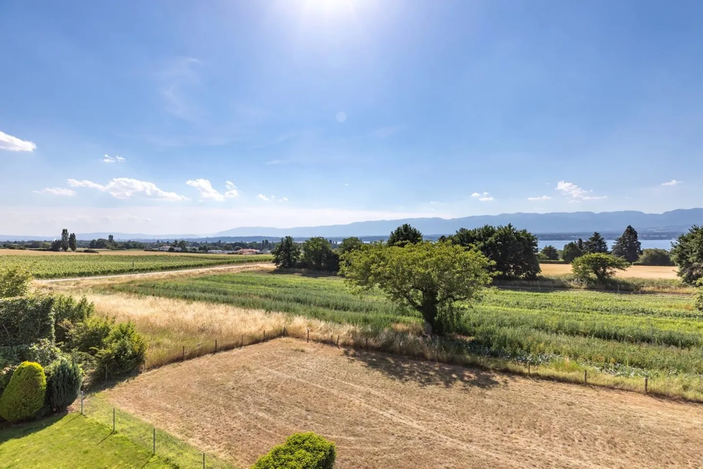 Wunderschöne hochwertige Wohnung im Herzen des Dorfes Corsier - Foto 13 von 13