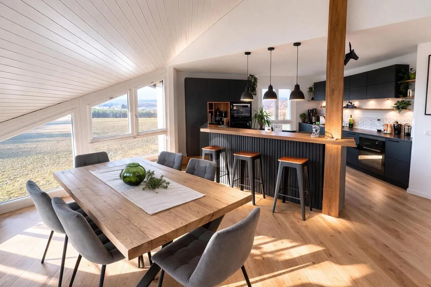 Duplex spacieux avec balcon - Photo 2 sur 6