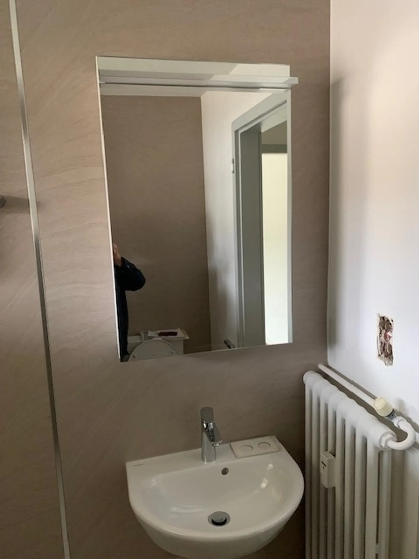 Appartement 1 pièce abordable fraîchement rénové - Photo 9 sur 11