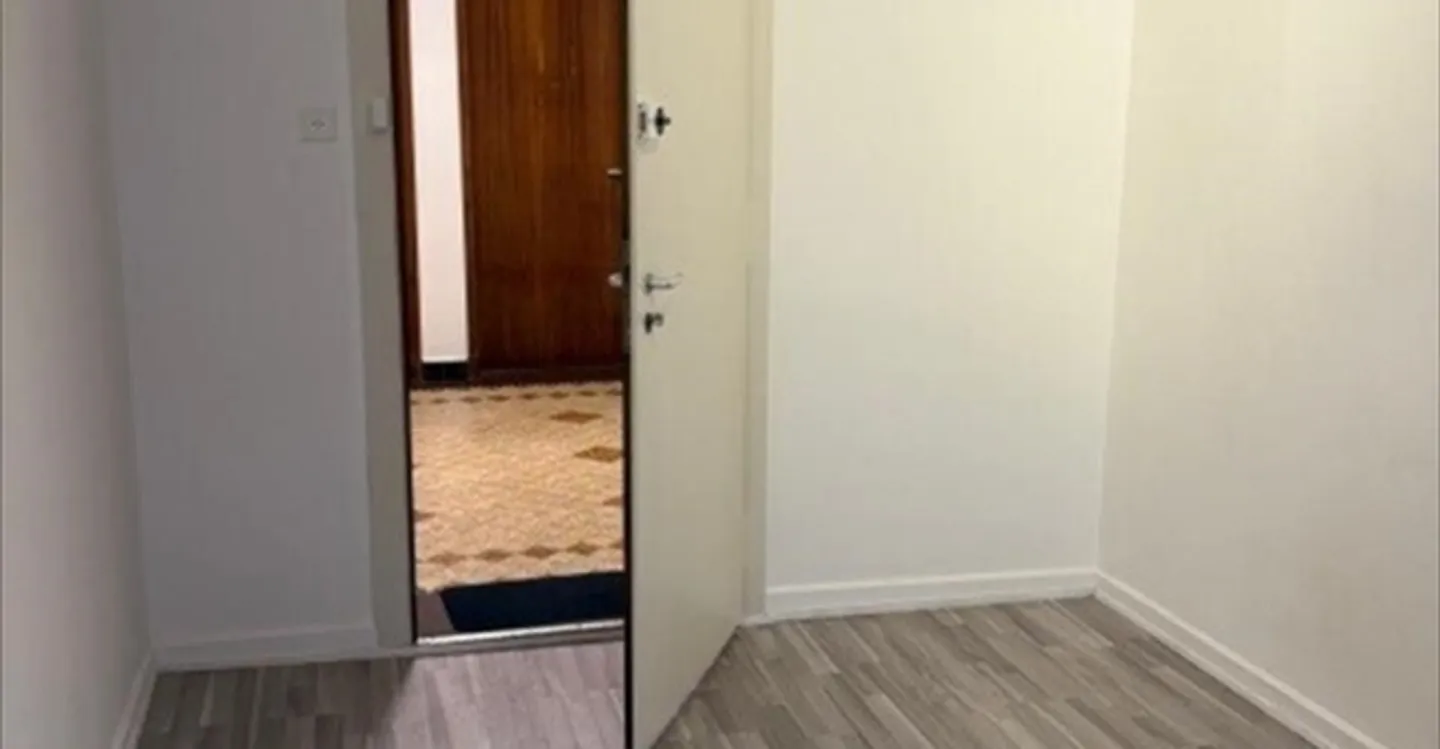 Ufficio 1 stanza - Foto 2 di 3