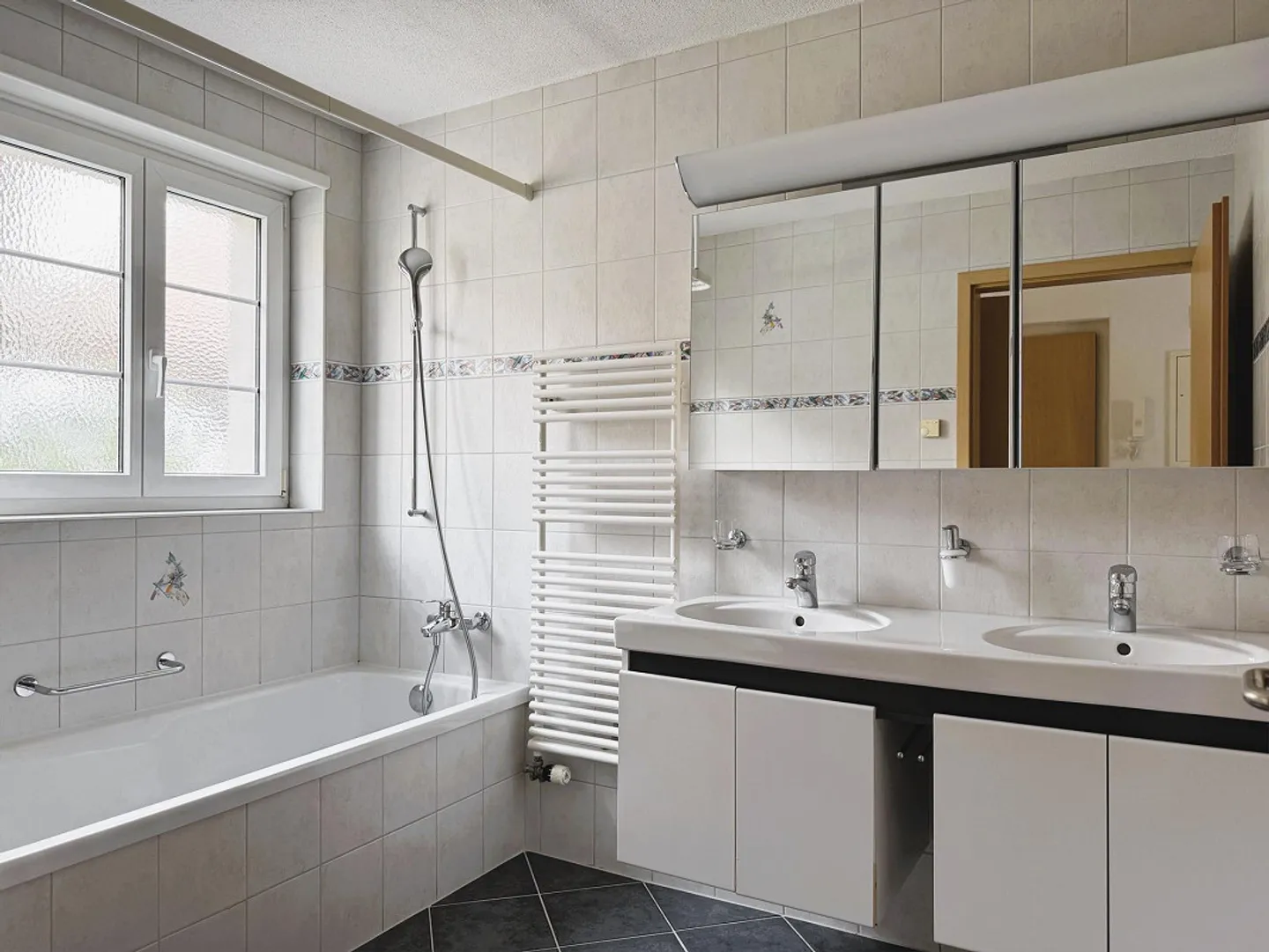 Appartamento Maisonette Moderno a Lohn - Foto 6 di 7