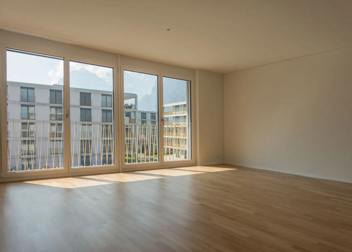 Exclusive Family Apartment in a Sunny and Quiet Location - Photo 2 of 5