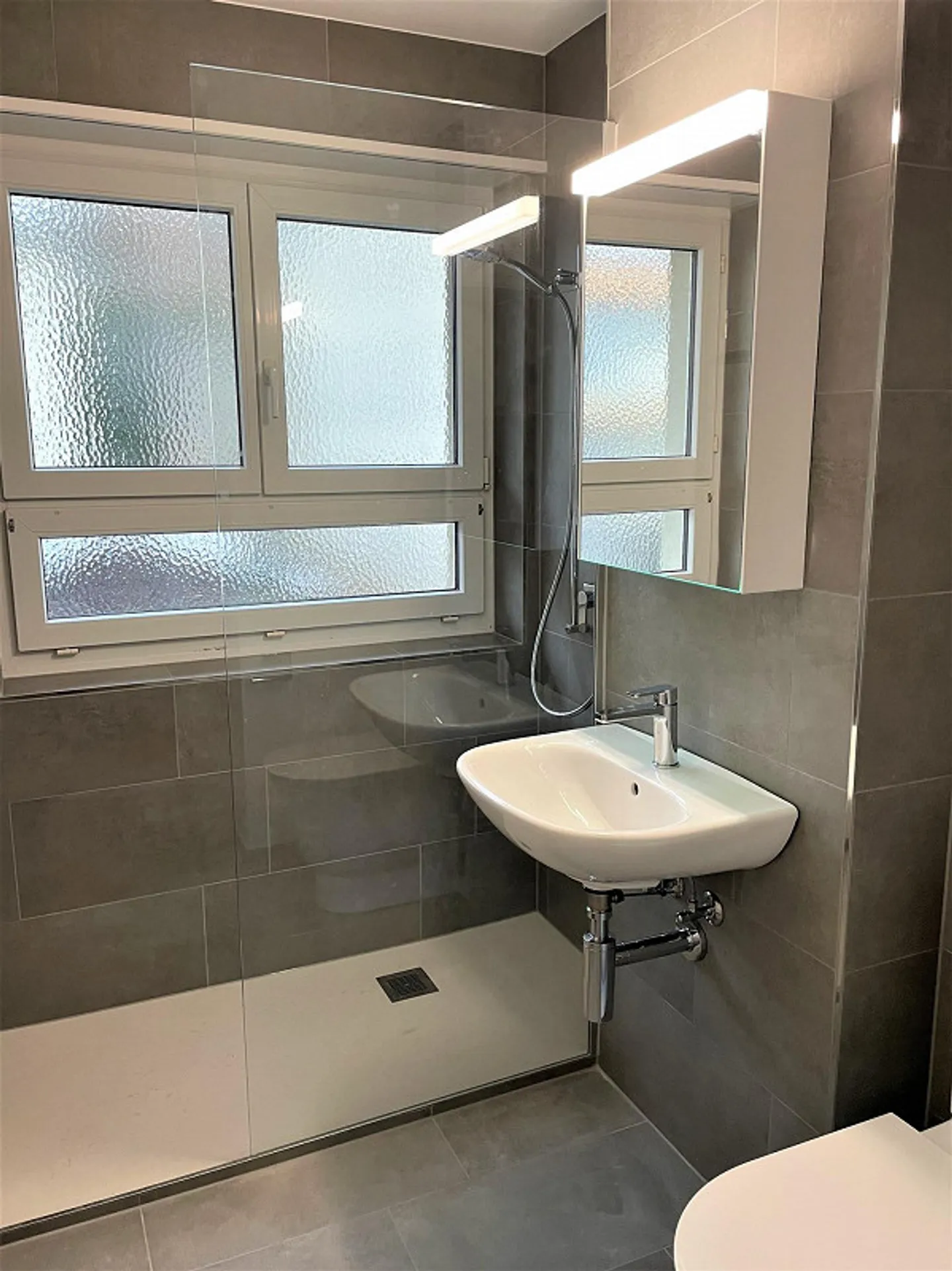 Your new home in a central location! - Photo 6 of 6