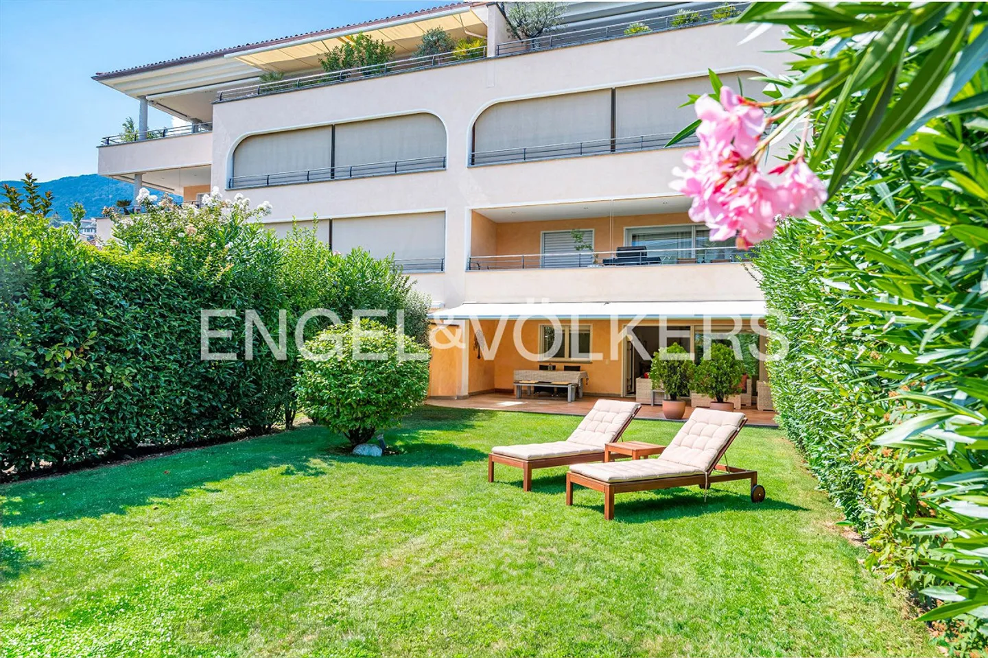 Stylish - Central - Mediterranean (32) - Photo 1 of 6
