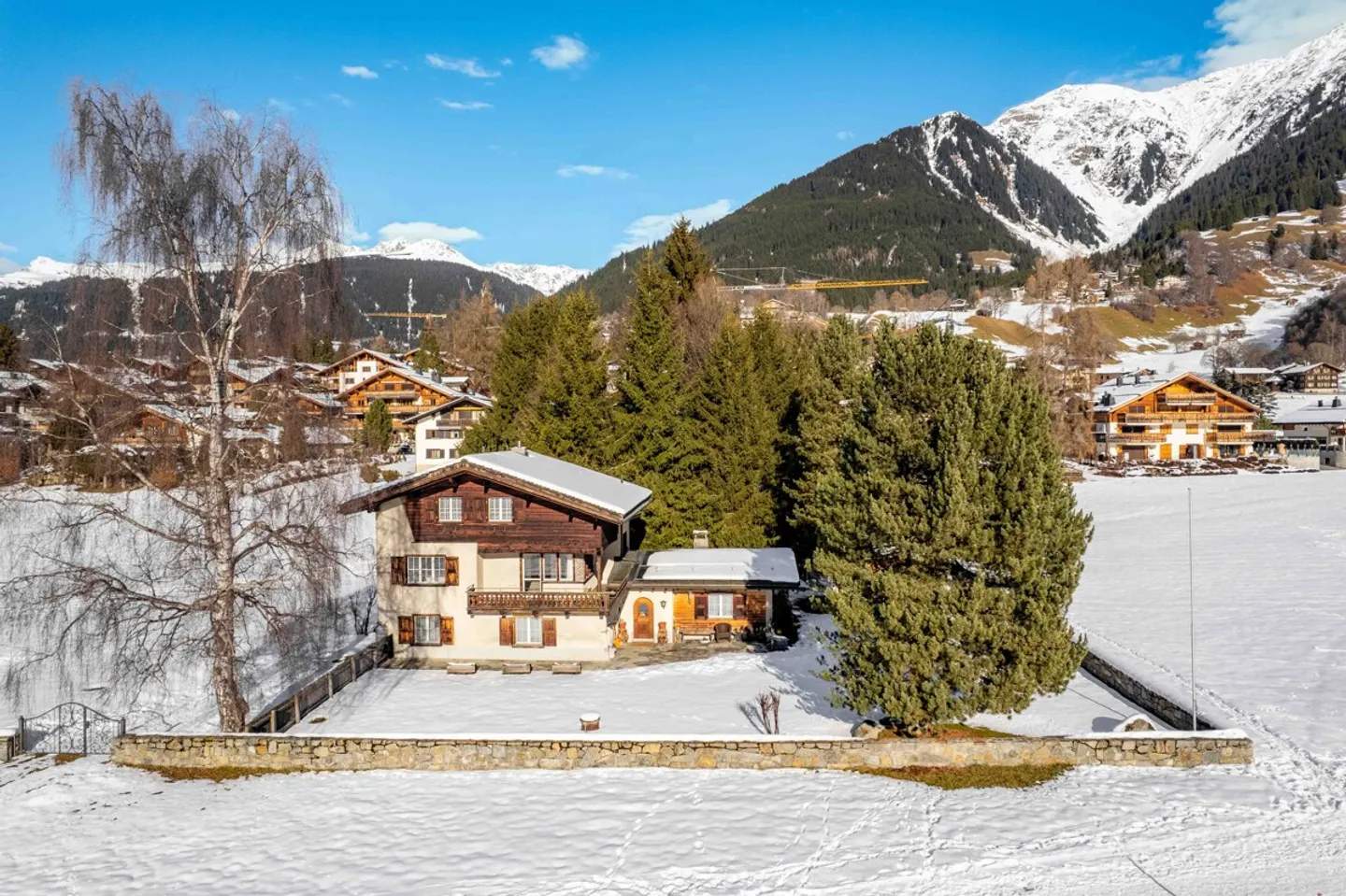 Klosters: Holiday home in a unique location surrounded by nature - Photo 1 of 4