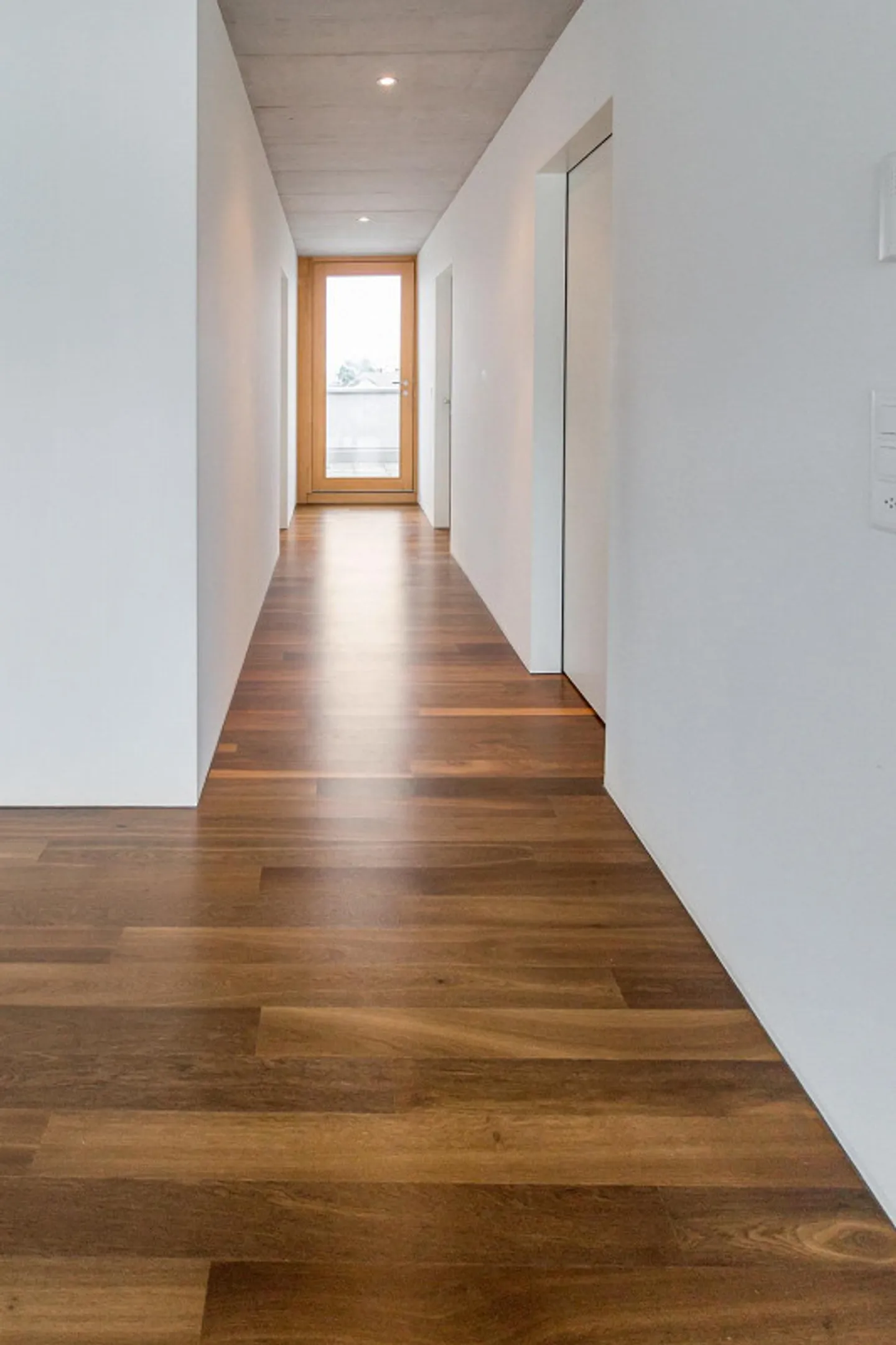 Appartement lumineux dans un emplacement calme et central - Photo 4 sur 8